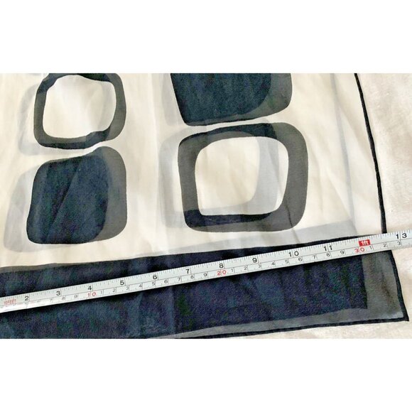 Vintage Sheer CELEBRITEES BY DESCO Black White Geo Design Polyester Neck Scarf - Picture 5 of 11